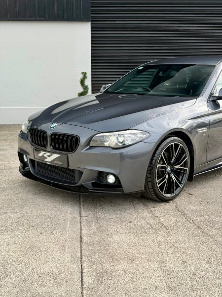 2015 BMW 5-Series - photo 2