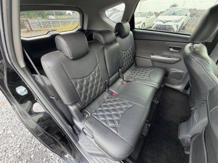 2013 Toyota Prius - photo 22