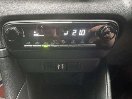 2021 Toyota Yaris - photo 33