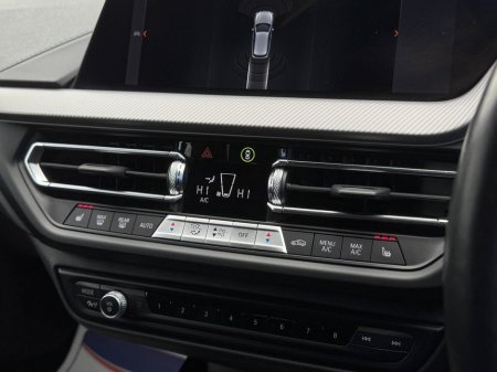 2023 BMW 1-Series - photo 14