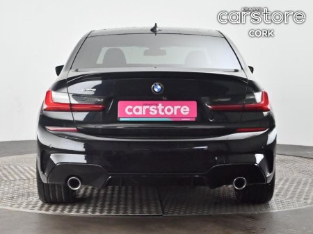 2022 BMW 3-Series - photo 4