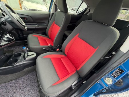 2018 Toyota Aqua - photo 26