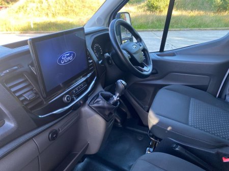 2024 Ford Transit - photo 2