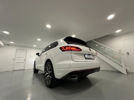 2023 Volkswagen Touareg - photo 16