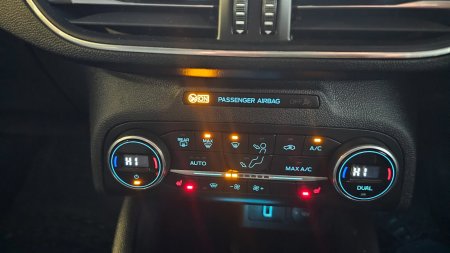 2020 Ford Focus - photo 10