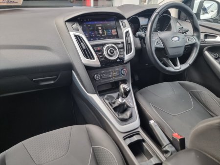 2015 Ford Focus - photo 26