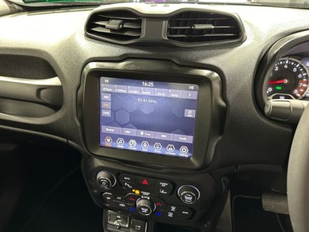 2024 Jeep Renegade - photo 16