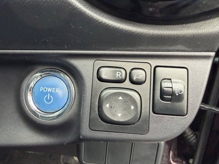 2016 Toyota Aqua - photo 27