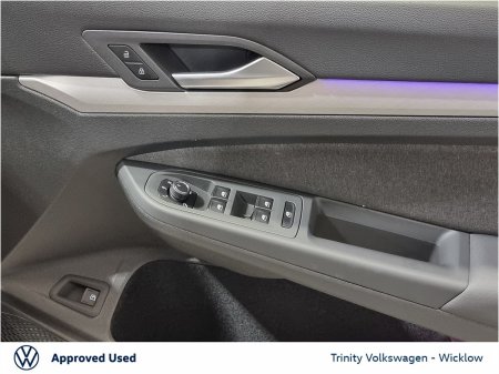 2025 Volkswagen Golf - photo 22