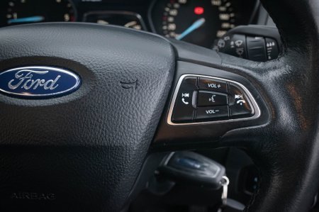 2015 Ford Focus - photo 17