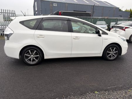 2013 Toyota Prius - photo 17