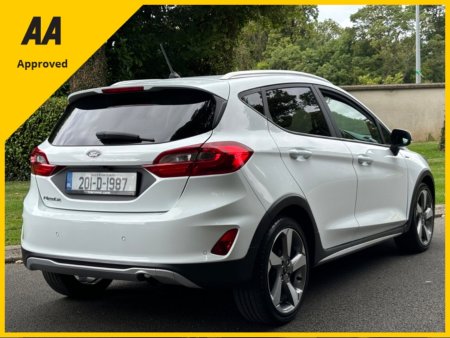 2020 Ford Fiesta - photo 4