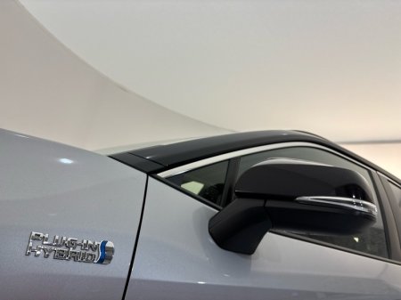 2023 Toyota RAV4 - photo 12