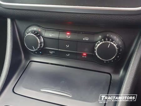 2016 Mercedes-Benz GLA - photo 18