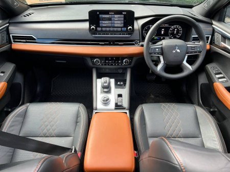 2022 Mitsubishi Outlander - photo 11