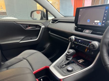 2025 Toyota RAV4 - photo 11