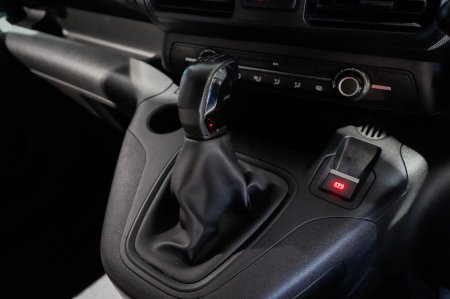 2019 Peugeot Partner - photo 9