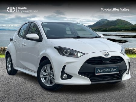 2023 Toyota Yaris 1.5 HYBRID LUNA 4DR AUTO