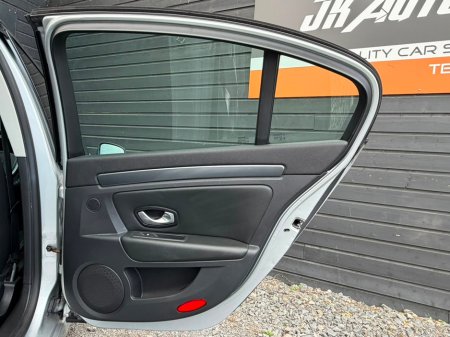 2010 Renault Laguna - photo 17