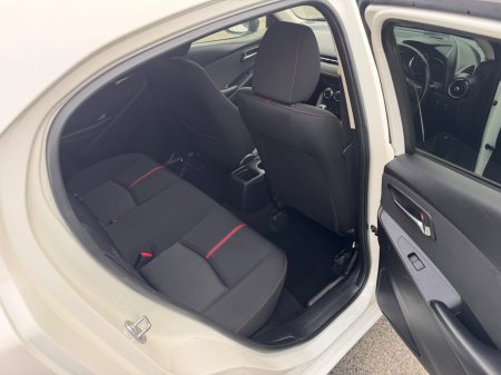 2015 Mazda Mazda2 - photo 10