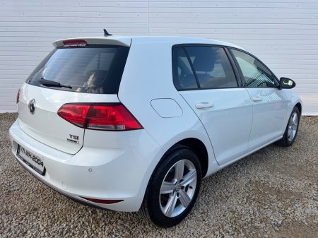 2017 Volkswagen Golf - photo 2