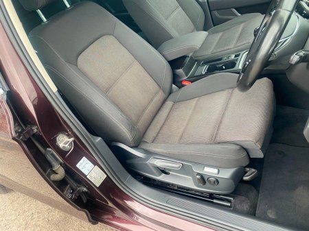 2016 Volkswagen Passat - photo 16