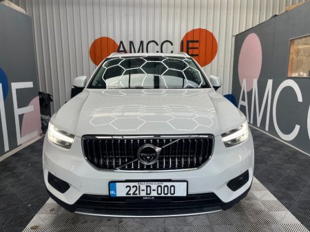 2022 Volvo XC40 - photo 2
