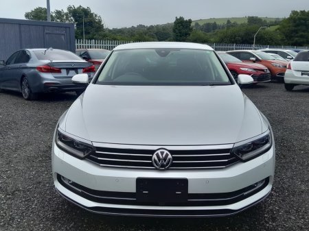 2016 Volkswagen Passat - photo 2