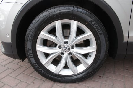 2019 Volkswagen Tiguan - photo 25