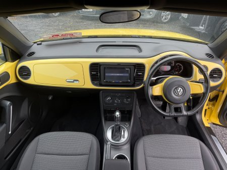 2013 Volkswagen Beetle - photo 14