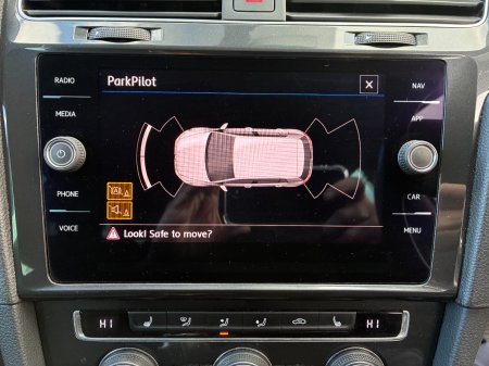 2020 Volkswagen Golf - photo 22