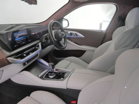 2024 BMW XM - photo 7