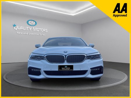 2018 BMW 5-Series - photo 2