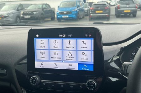 2020 Ford Fiesta - photo 31