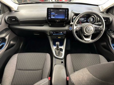 2022 Toyota Yaris - photo 8
