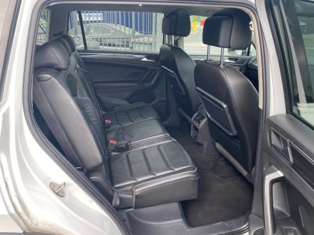 2021 Volkswagen Tiguan - photo 14