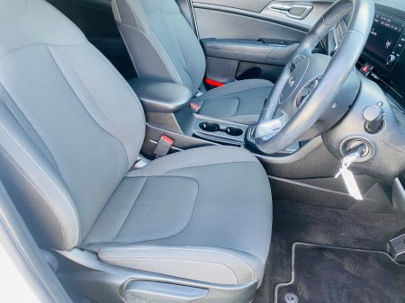 2022 Kia Sportage - photo 12