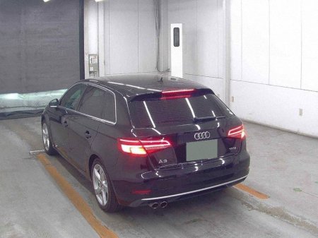 2018 Audi A3 - photo 2