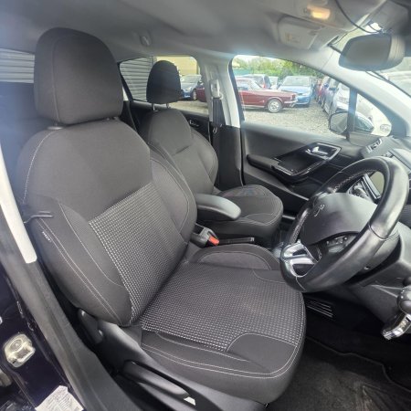 2018 Peugeot 208 - photo 18