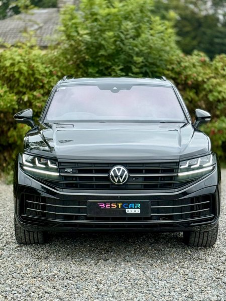 2024 Volkswagen Touareg - photo 5