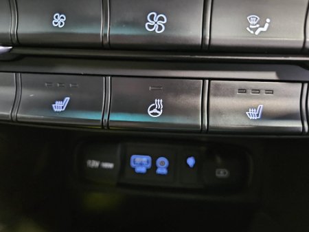 2020 Hyundai Santa Fe - photo 12
