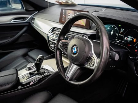 2019 BMW 5-Series - photo 12