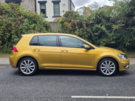 2018 Volkswagen Golf - photo 2