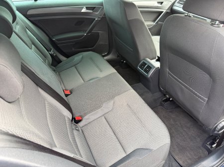 2020 Volkswagen Golf - photo 14