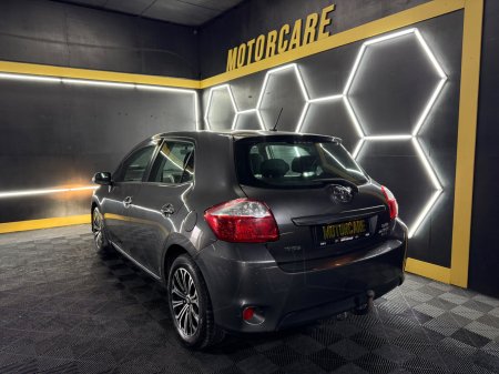 2011 Toyota Auris - photo 9