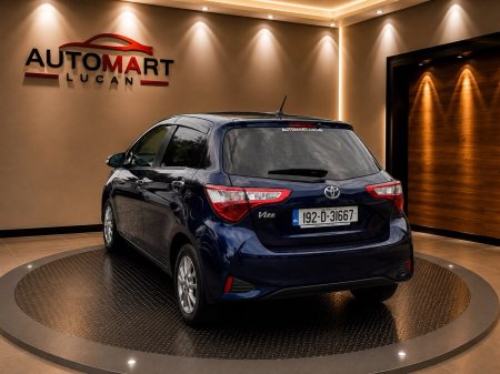 2019 Toyota Vitz - photo 17