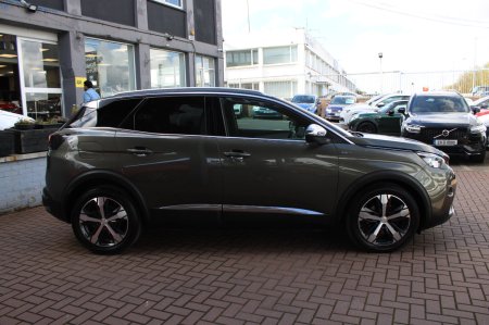 2018 Peugeot 3008 - photo 3