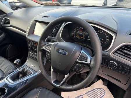2017 Ford Galaxy - photo 22
