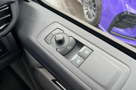 2026 Ford Transit Custom - photo 33