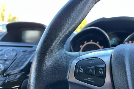 2017 Ford Fiesta - photo 25